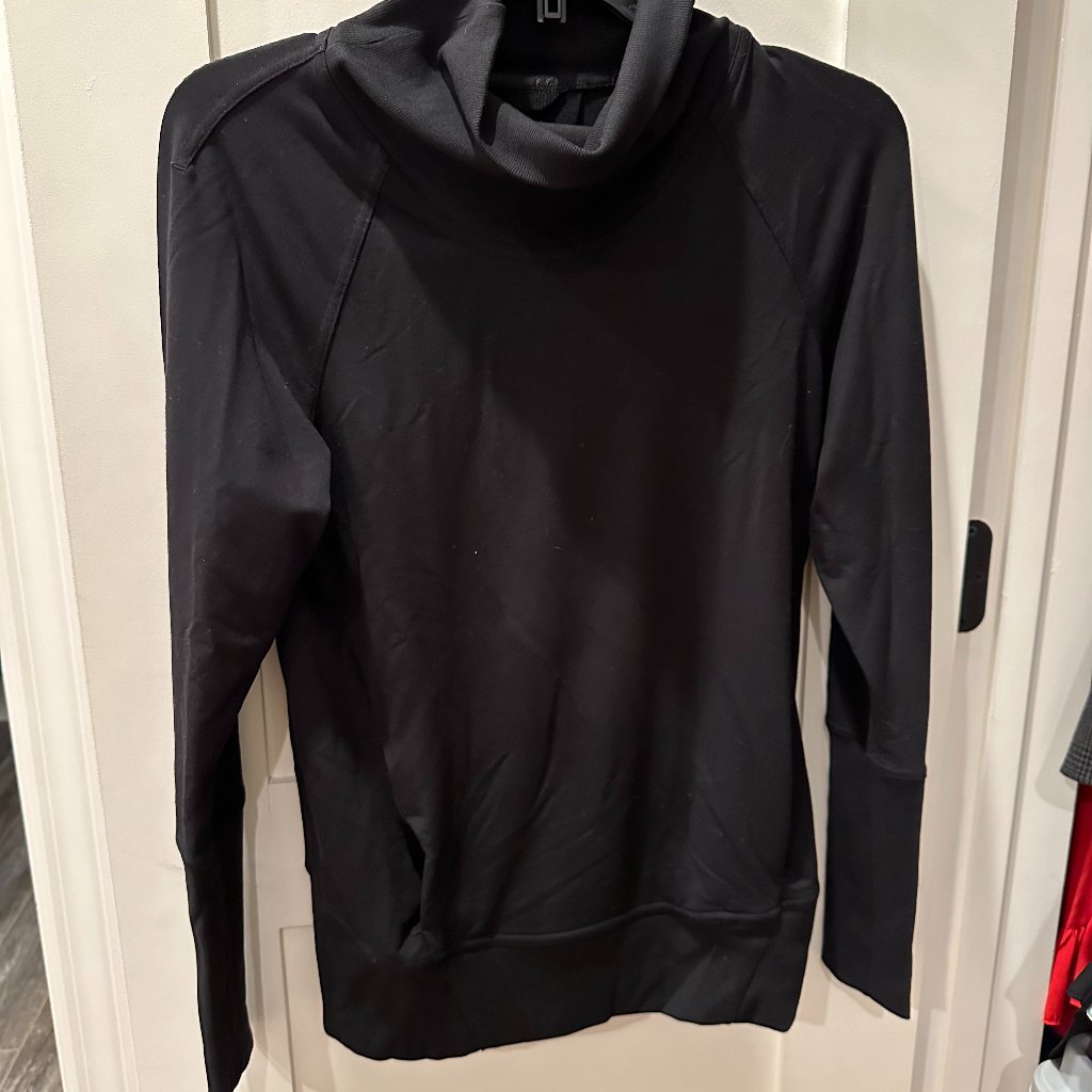 Lululemon Black Loose Fit Turtleneck